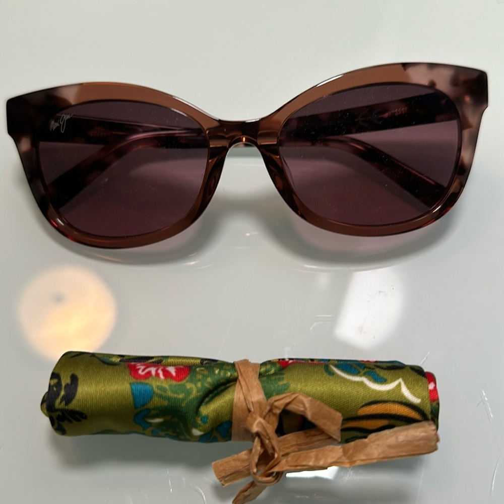 Maui Jim Sunglasses - Perfect Condition